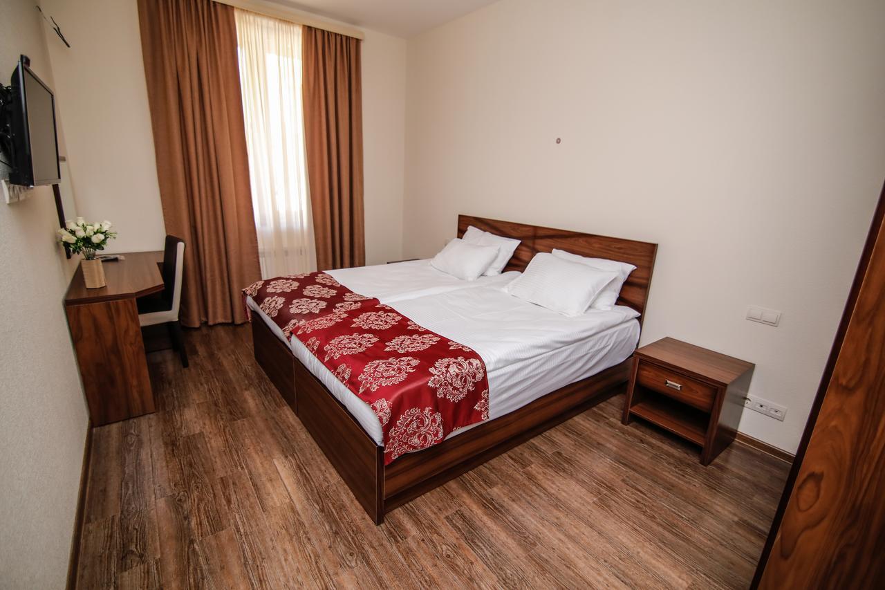 Hills Hotel Τυφλίδα Εξωτερικό φωτογραφία