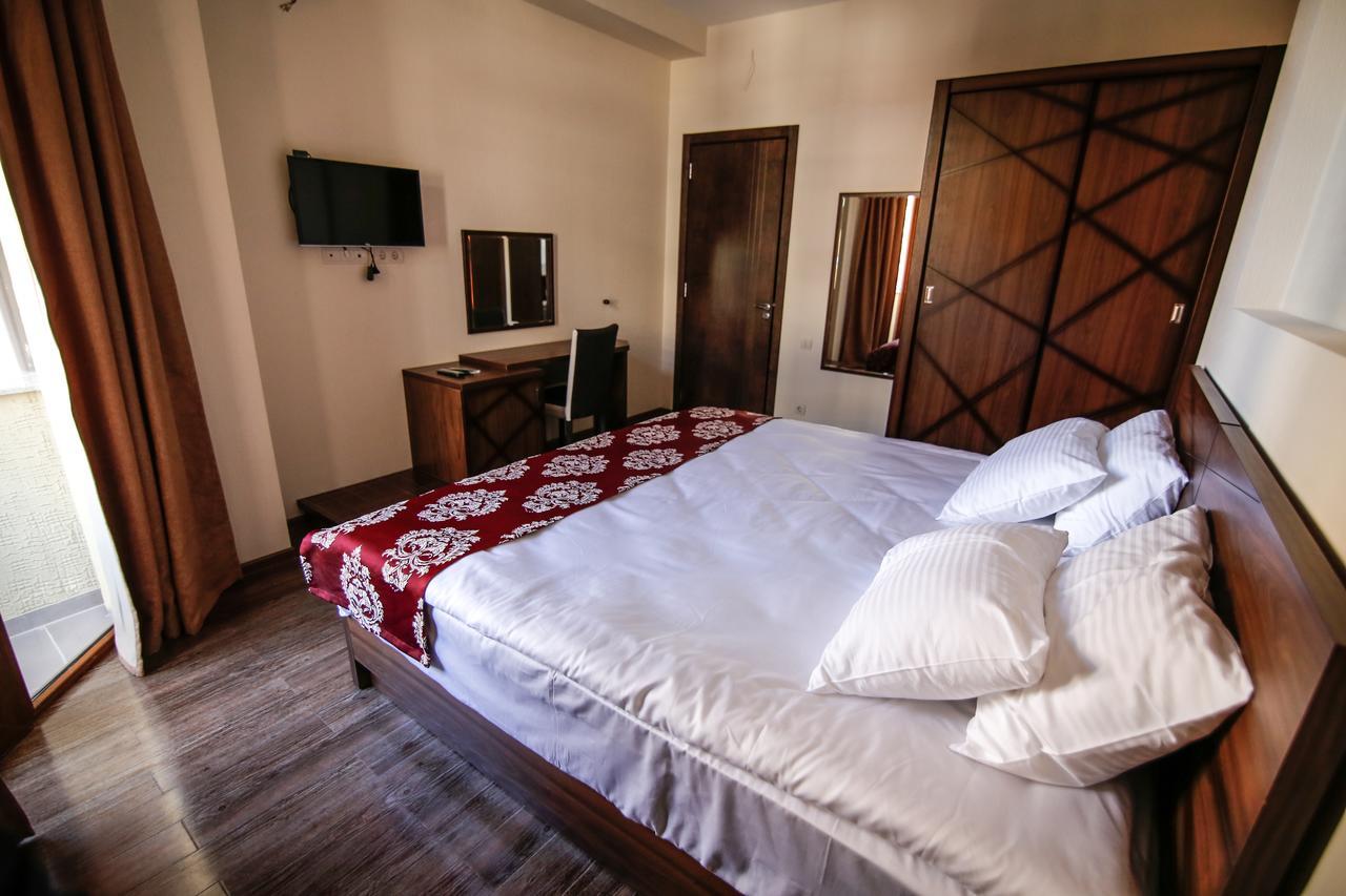Hills Hotel Τυφλίδα Εξωτερικό φωτογραφία